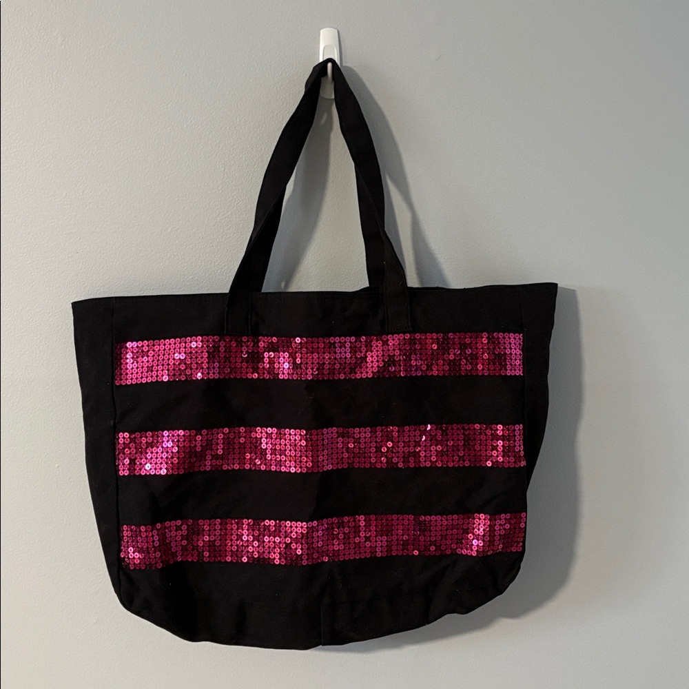 🔴DONATING SOON 🔴 Victoria Secret’s • Pink & Black Sequins Tote Bag - Picture 2 of 4